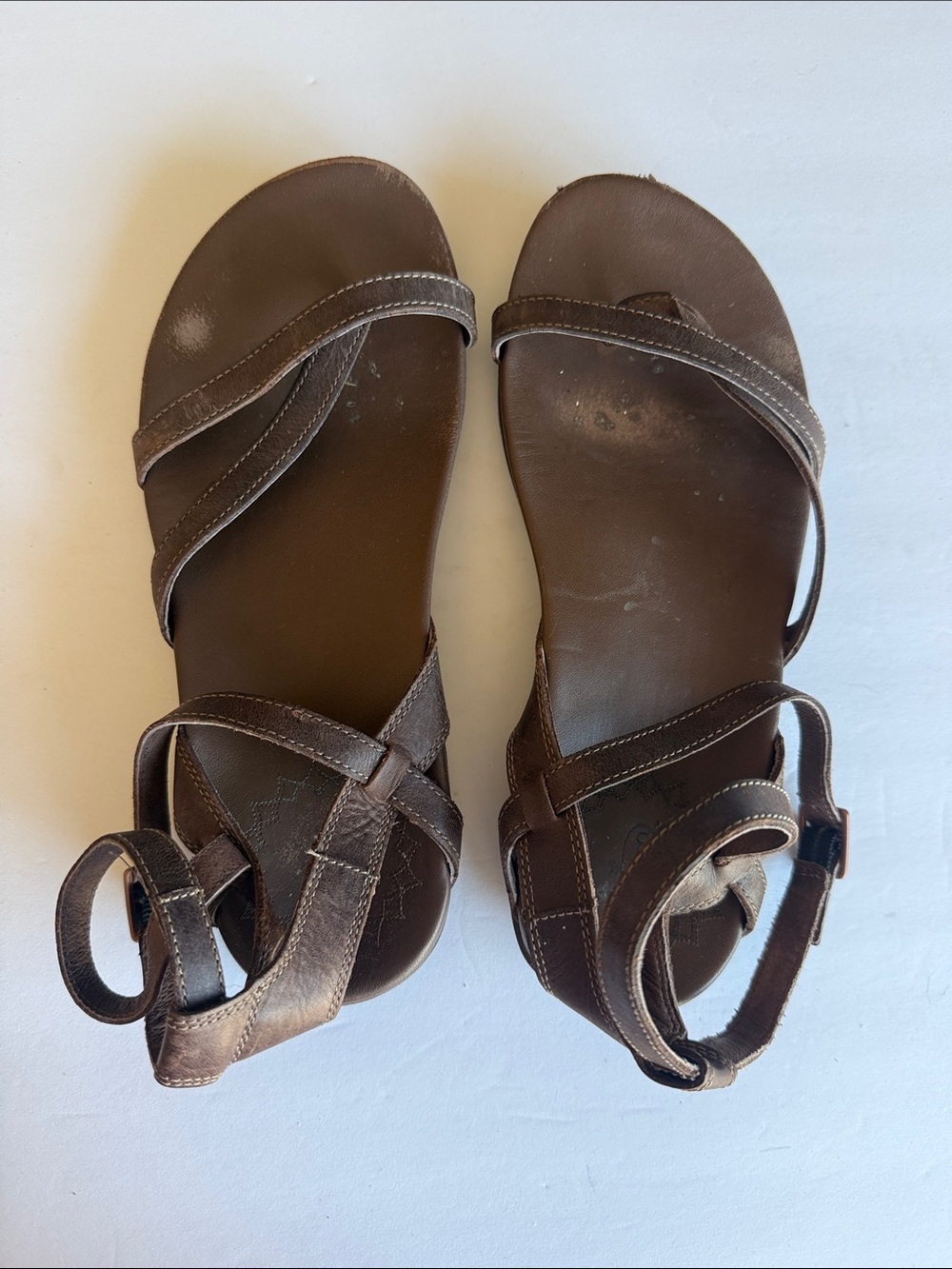Chaco Women's Brown Leather Strappy Sandals size 9?